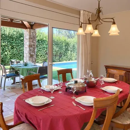5 Bedroom House In With Private Pool And Garden Chalet Begur
