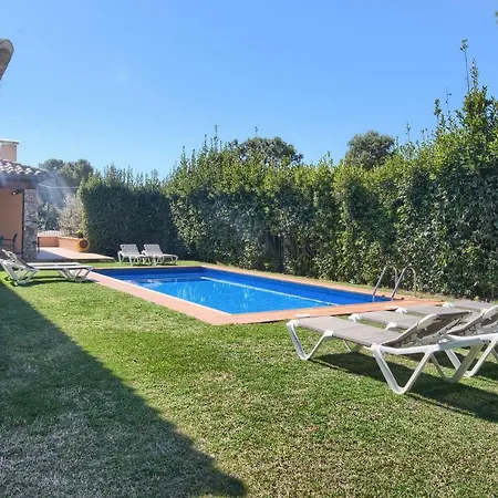 5 Bedroom House In With Private Pool And Garden Begur