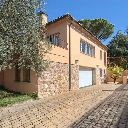 Chalet 5 Bedroom House In With Private Pool And Garden